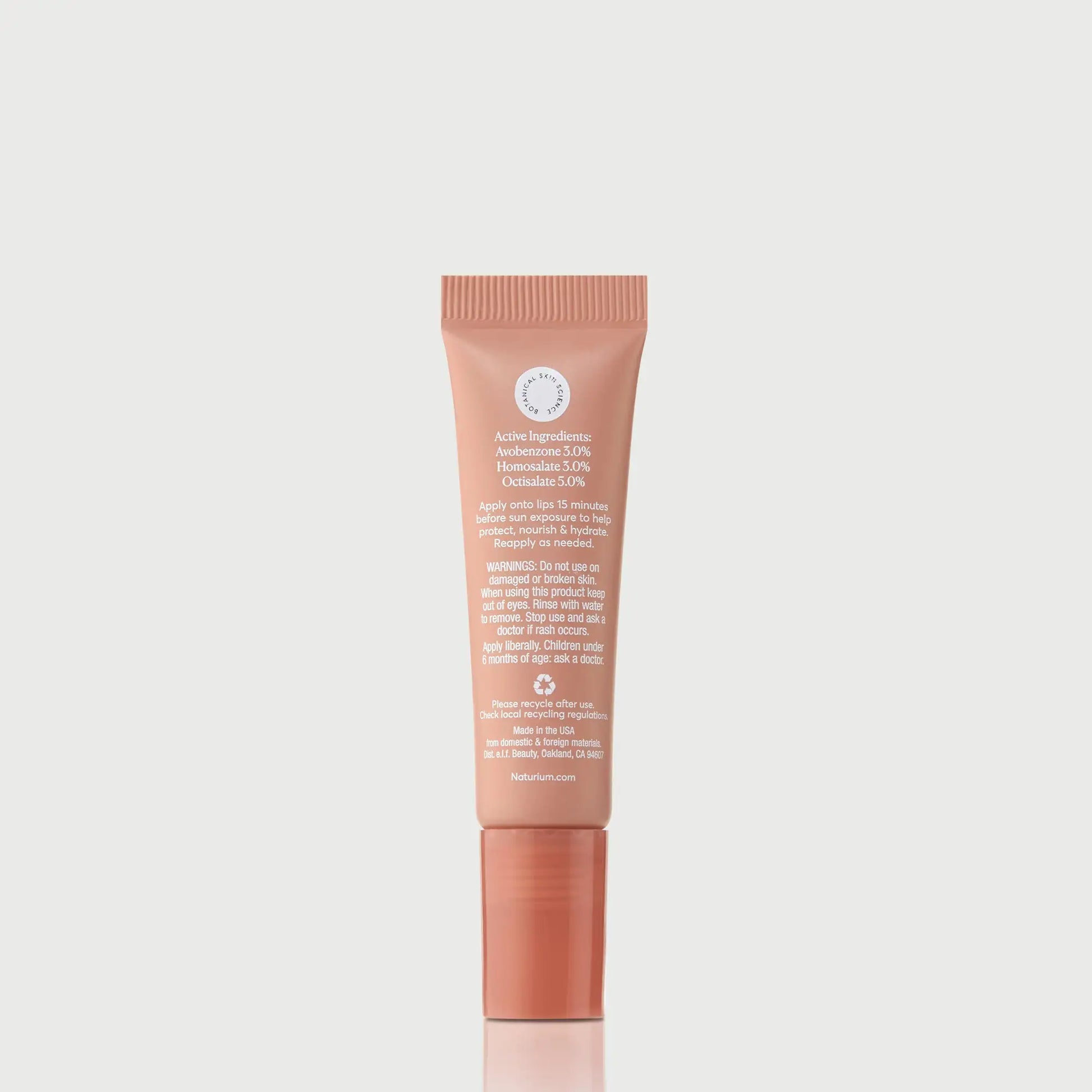 phyto-glow-lip-balm-spf-45-getaway-l1 NATR-10126_PhytoGlow_SPF_Getaway_primary_capon_back_bonebkgd_1.webp