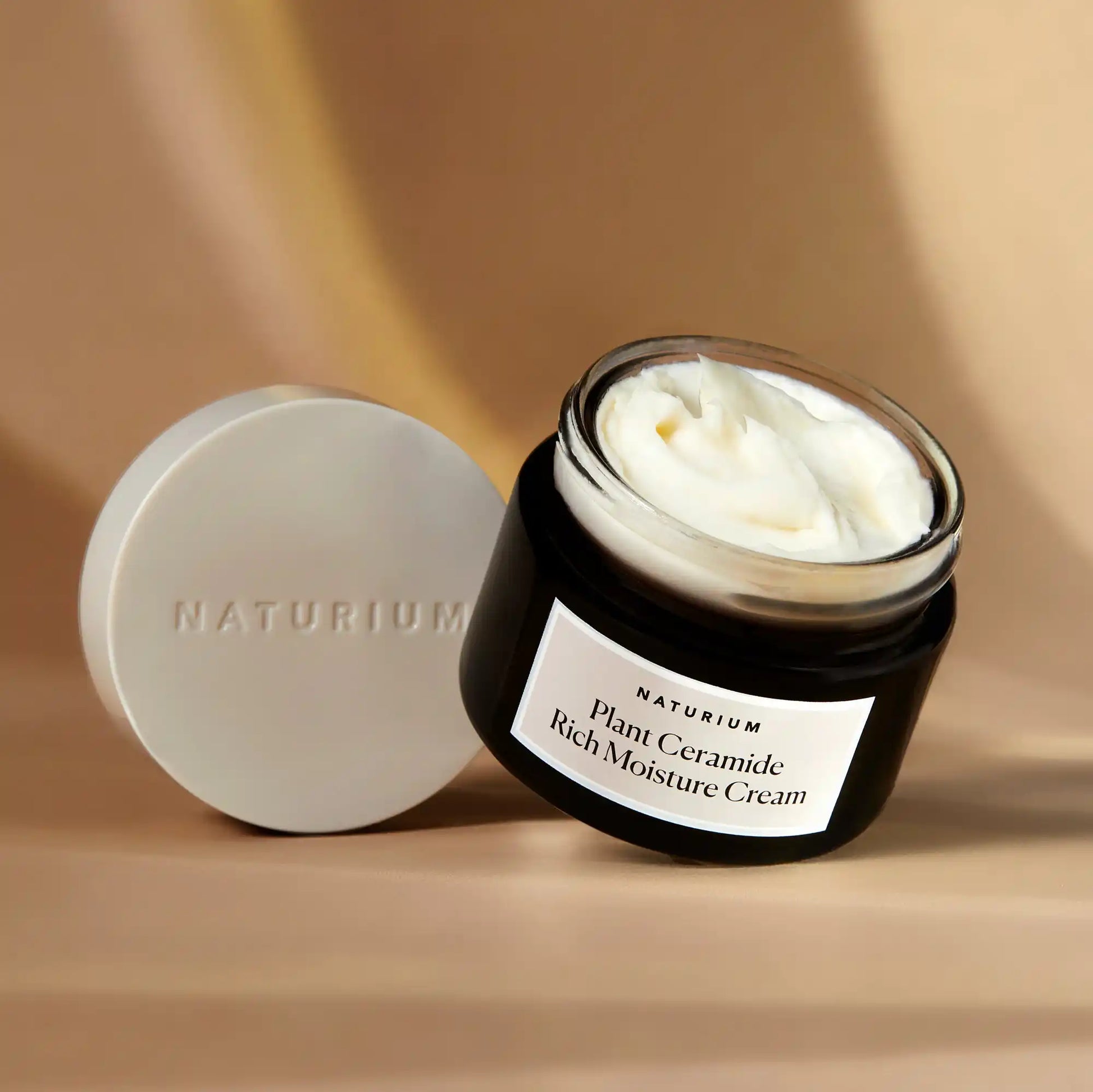 plant-ceramide-rich-moisture-cream-h6 plantceramide_0154-crop_1.webp